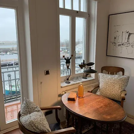 דירה Captain Wotan