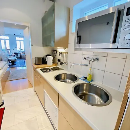 Captain Wotan Ρόστοκ